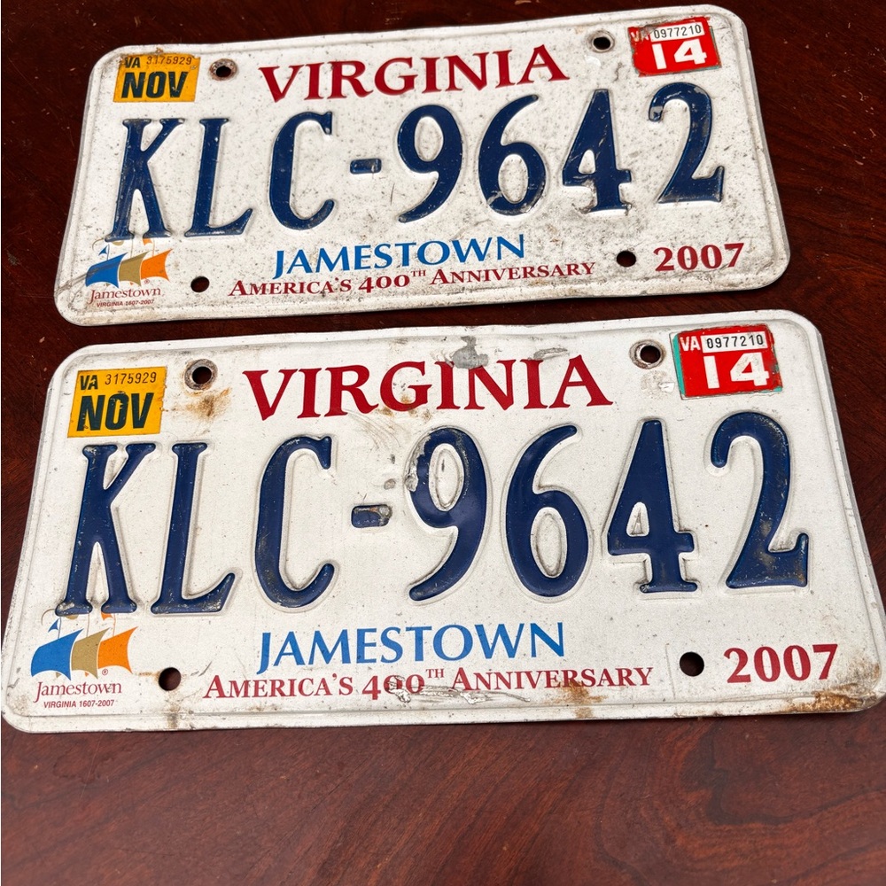 Jamestown Virginia Commemorative License Plate with Colorful Ship Logo